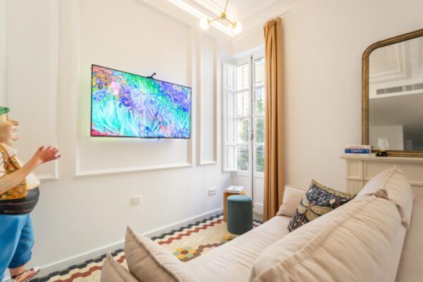 Espacio mejorado con acabados modernos y duraderos.